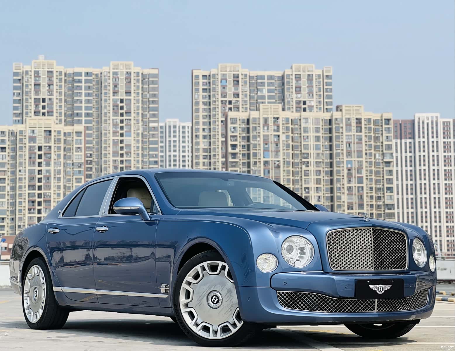 Bentley Mulsanne, 2013 4