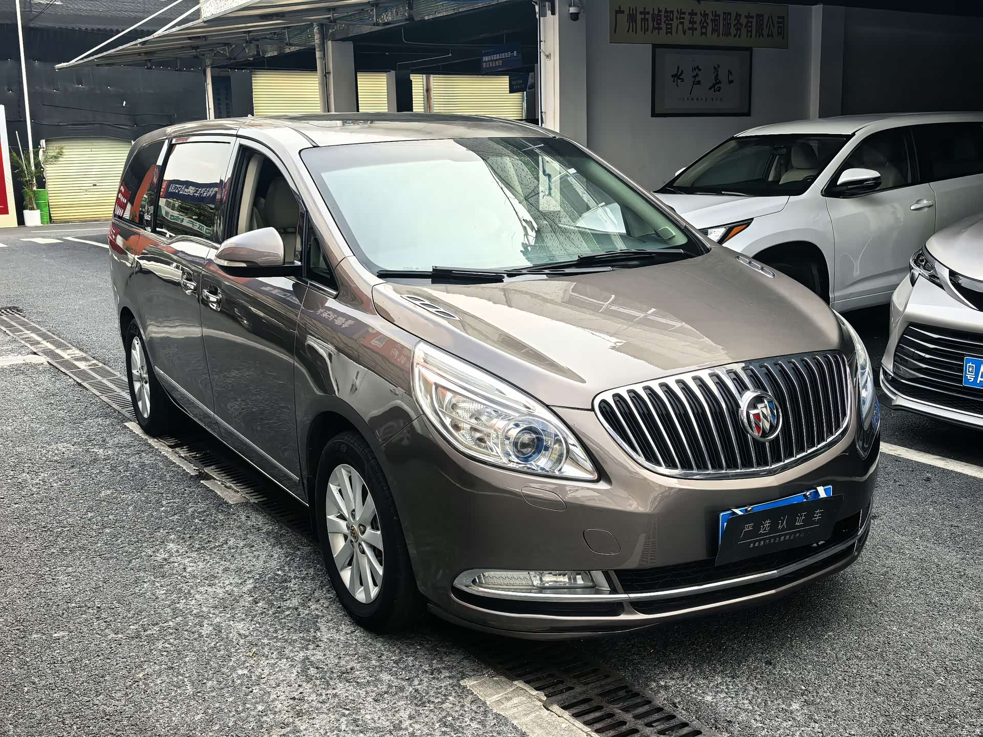 Buick GL8, 2013 все фото