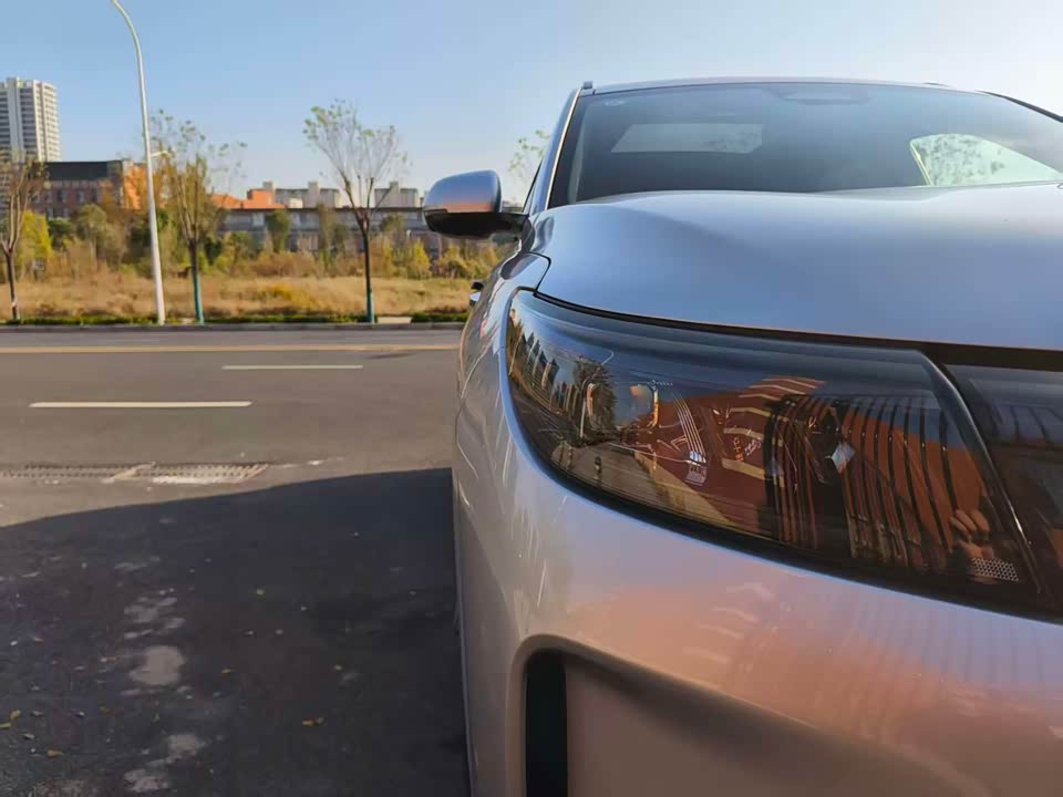 AITO Ask the world M7