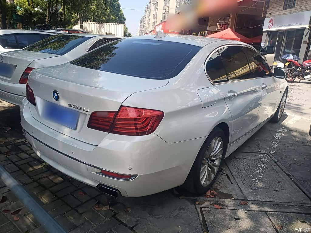 BMW 5 Series, 2017 все фото