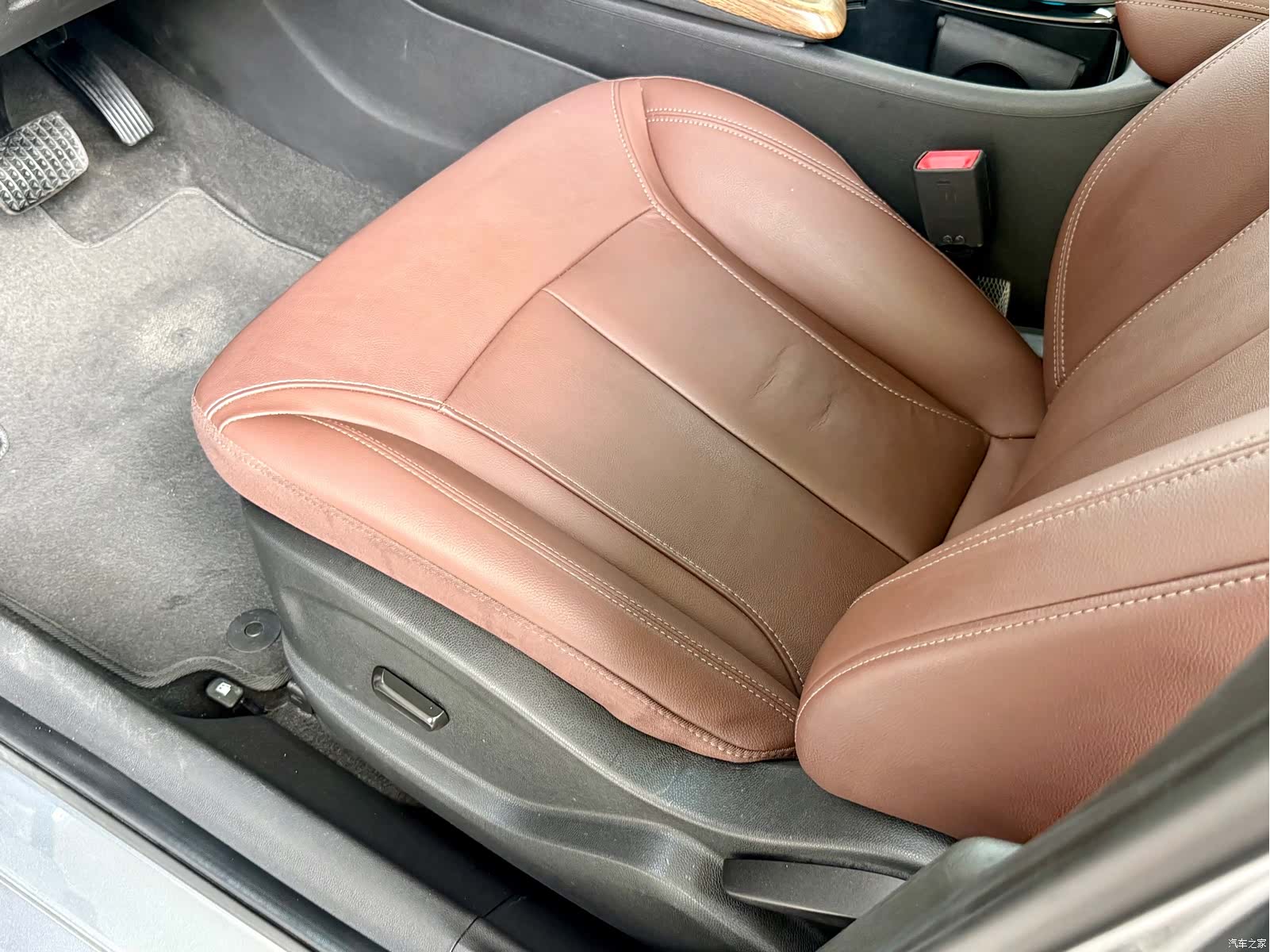 Buick GL6, 2020 8