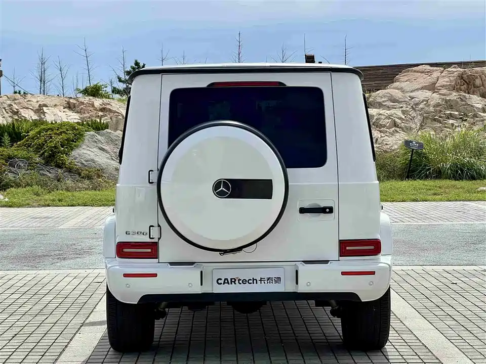 Mercedes-Benz G-class