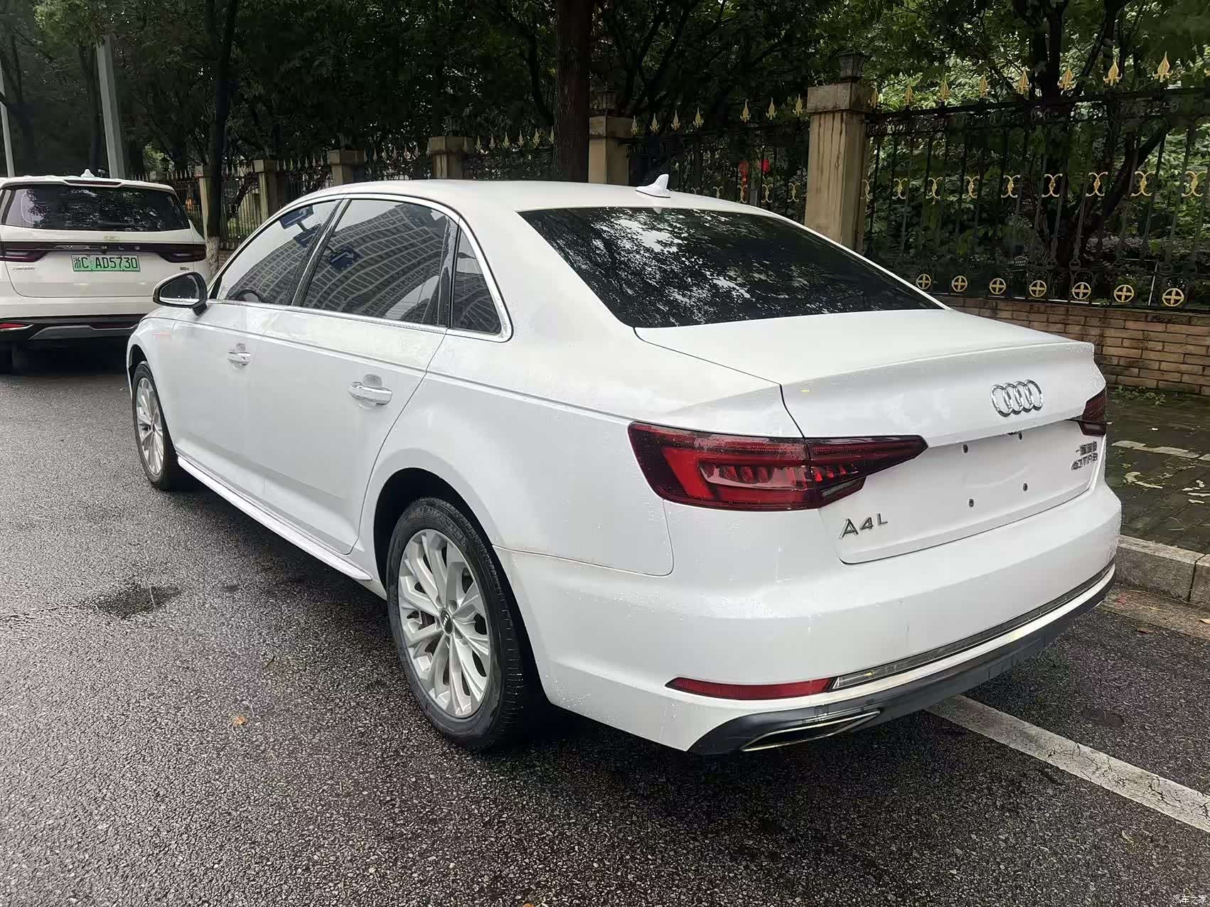 Audi A4L, 2019 6
