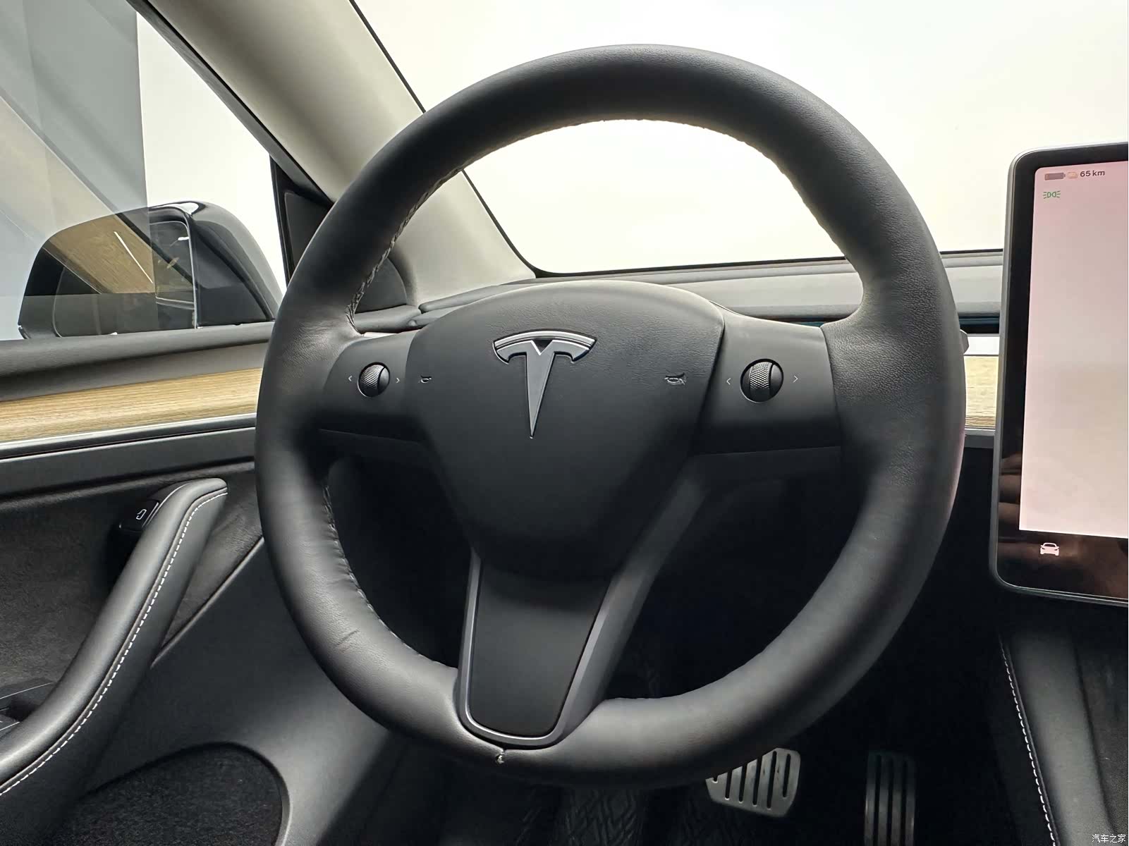 Tesla Model Y, 2022 10