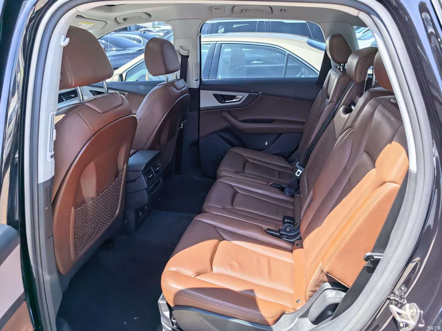 Audi Q7, 2019 8