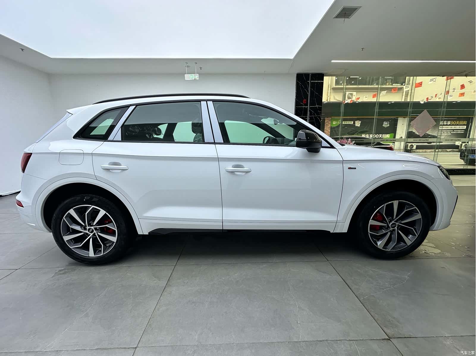 Audi Q5L, 2024 6
