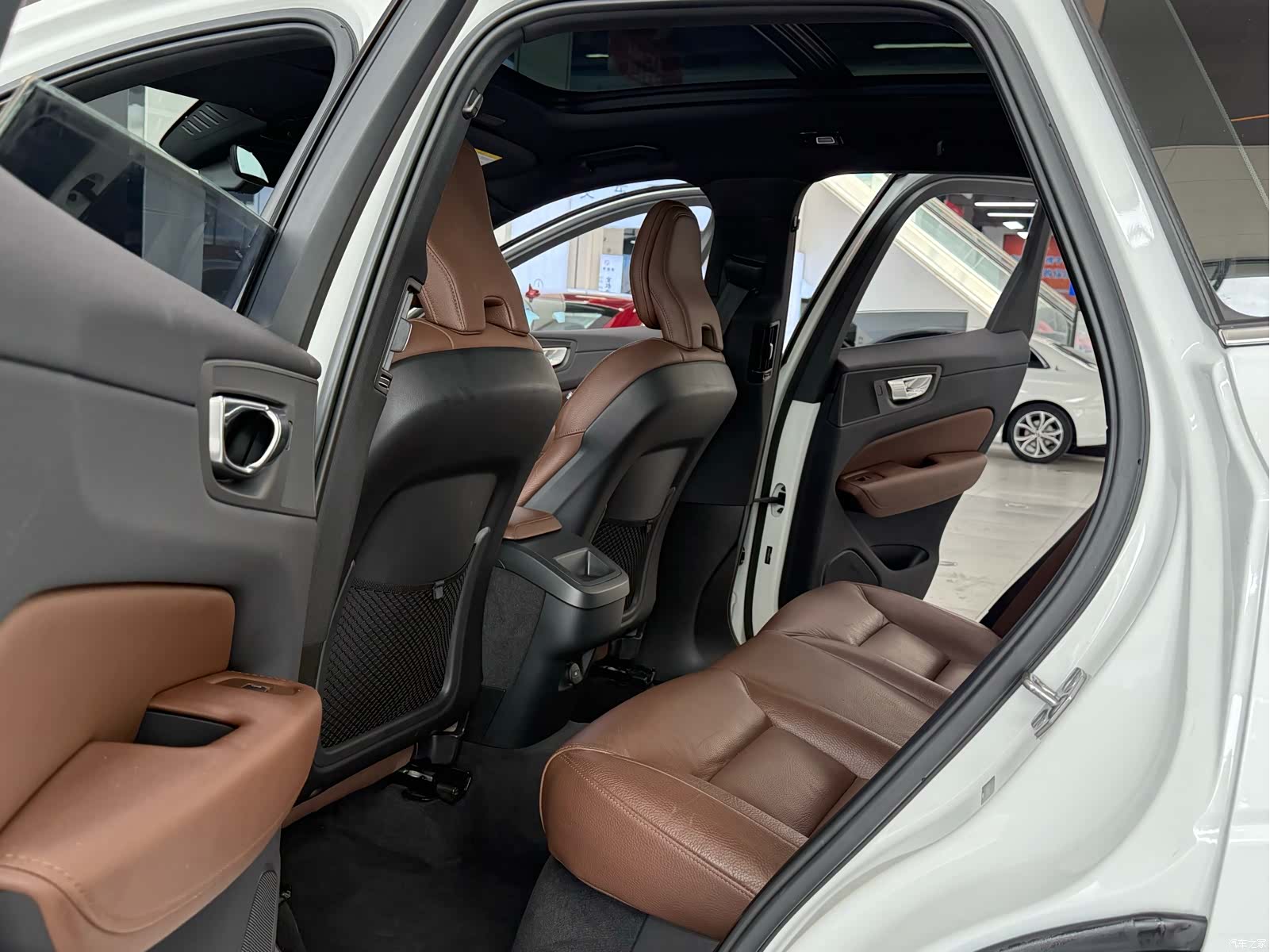 Volvo XC60, 2022 9