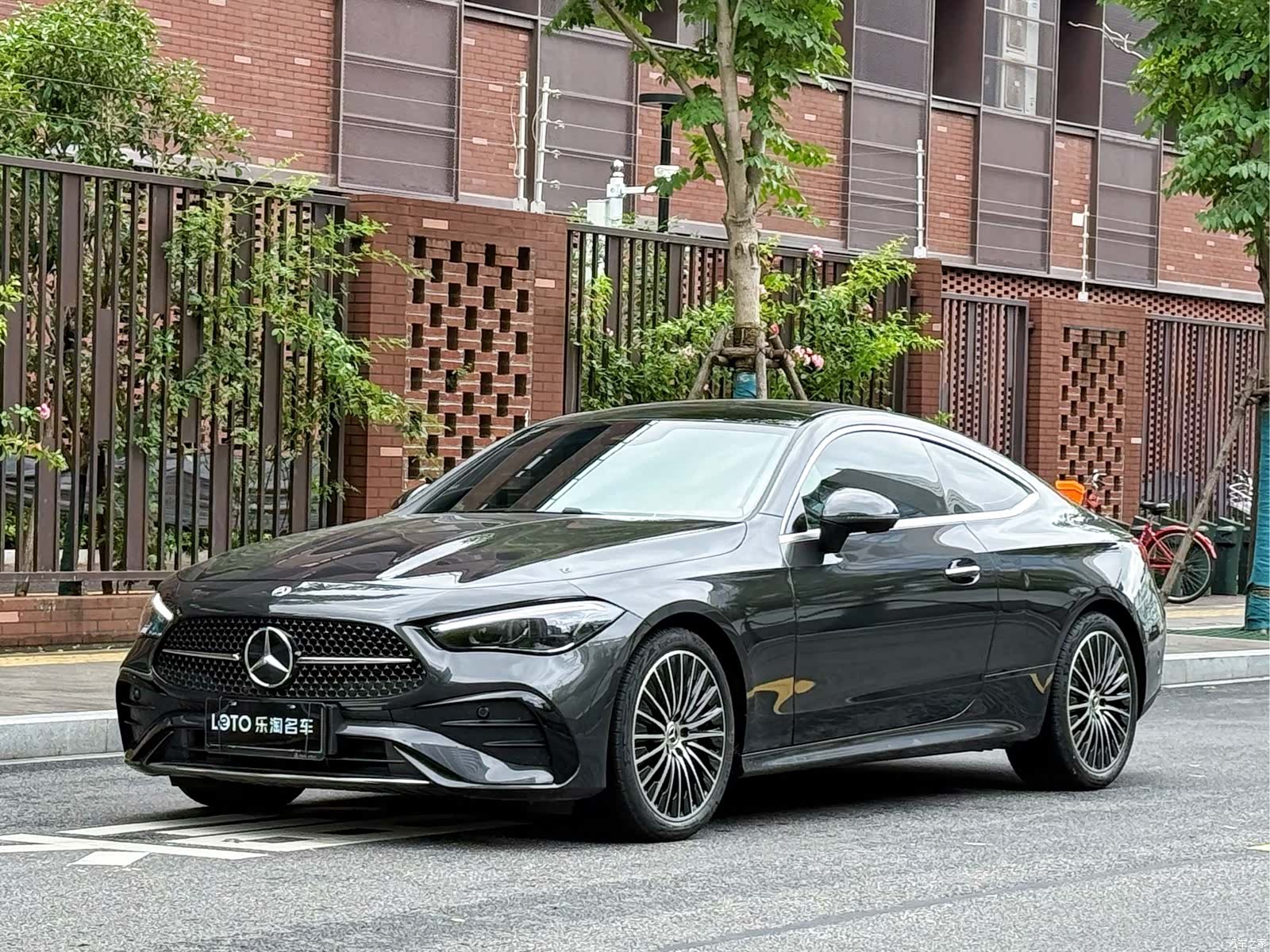 Mercedes-Benz CLE, 2024 1
