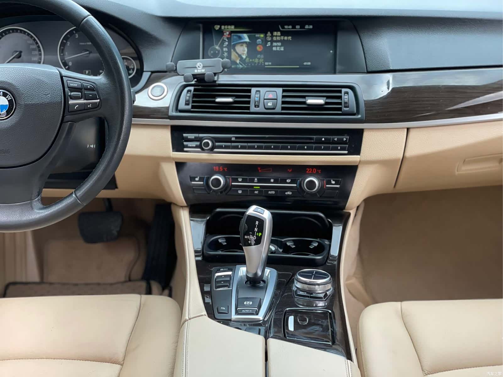 BMW 5 Series, 2013 9