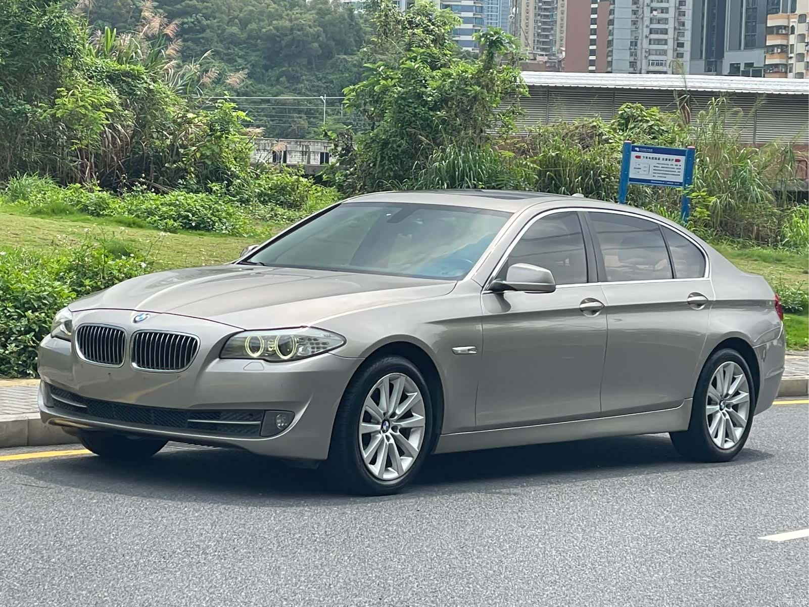 BMW 5 Series, 2013 1