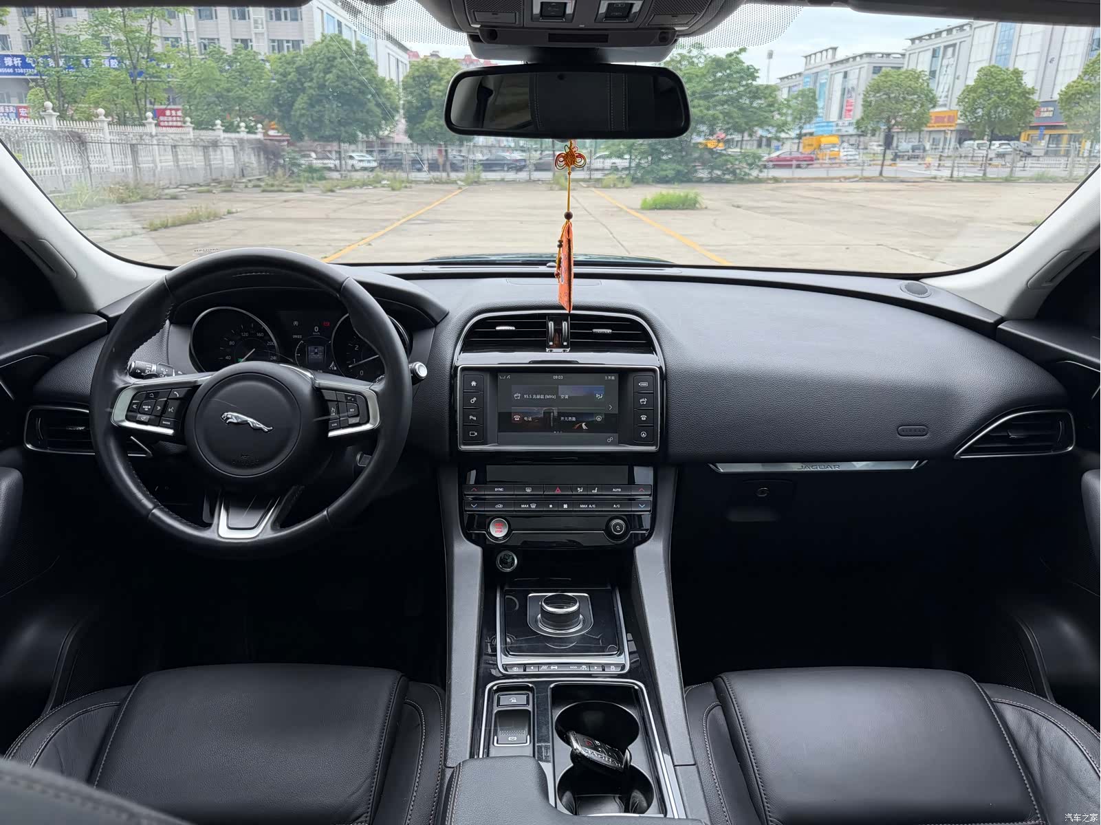 Jaguar F-PACE, 2018 15