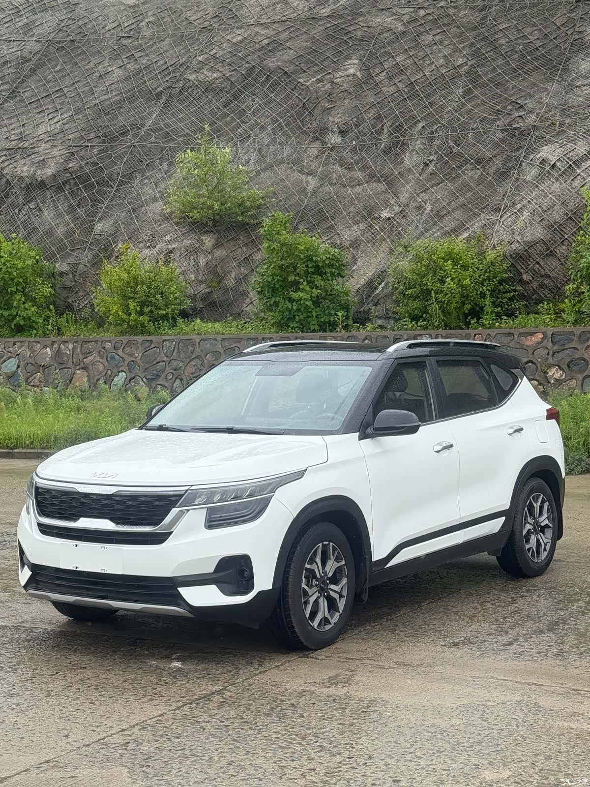 Kia KX3, 2022 2