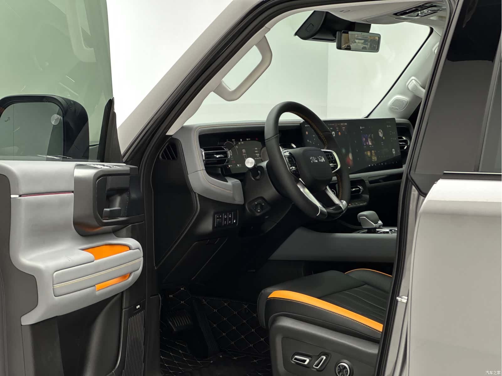 BAIC BJ40, 2025 13