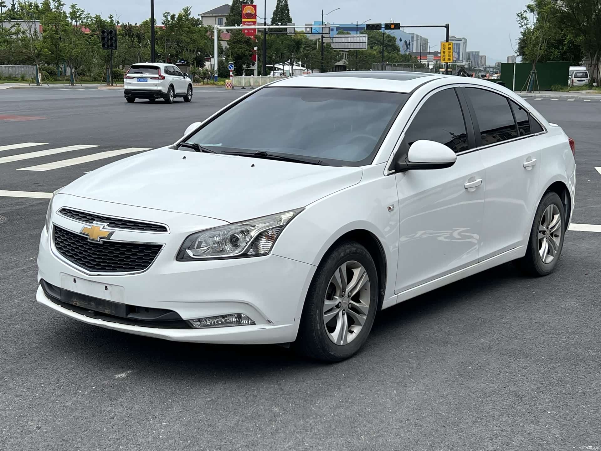 Chevrolet SE, 2016 1