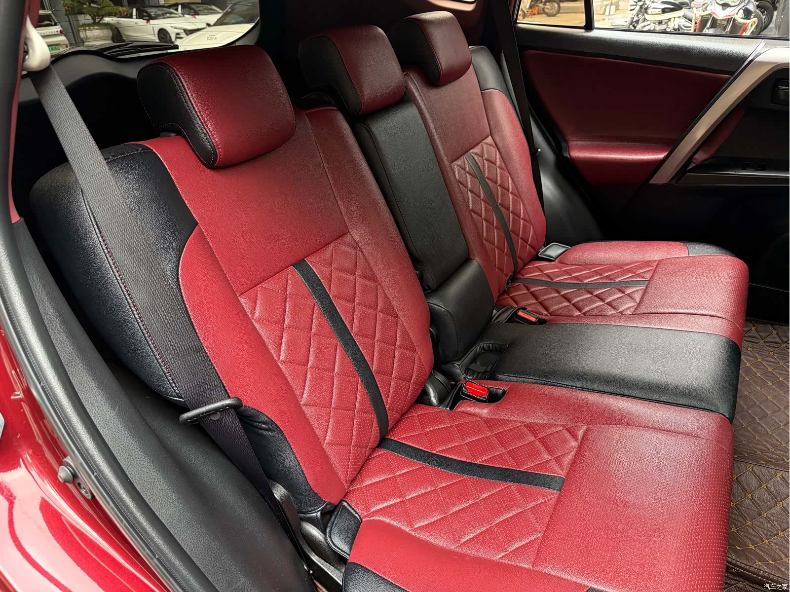 Toyota RAV4, 2019 23