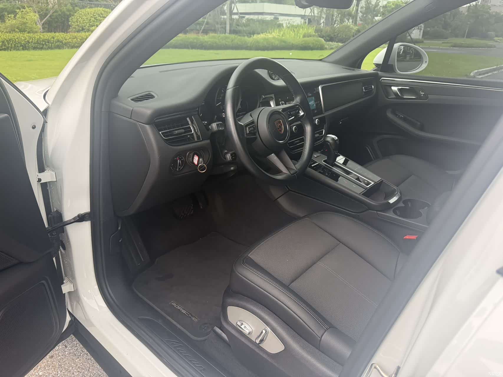 Porsche Macan, 2023 10