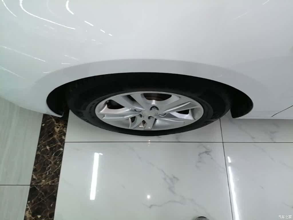 Chevrolet 320, 2019 23