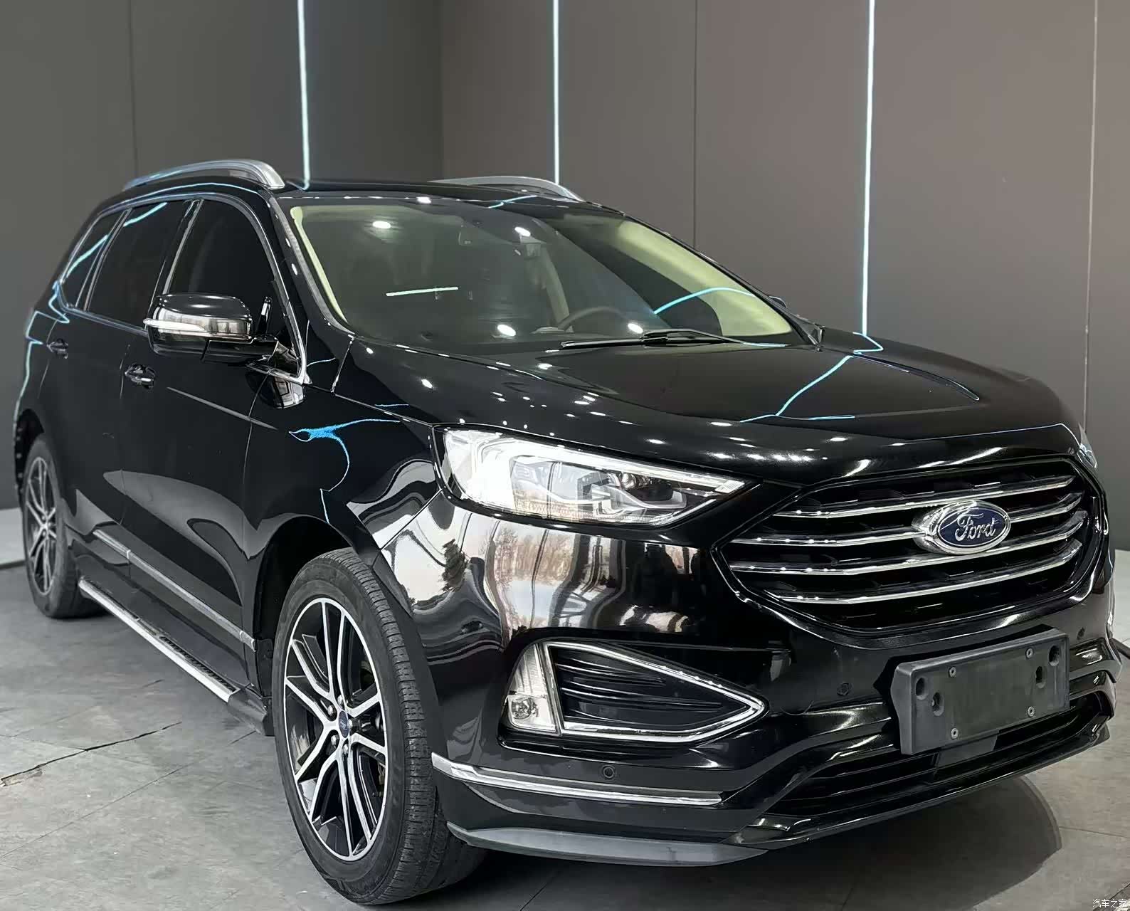 Ford Edge, 2021 3