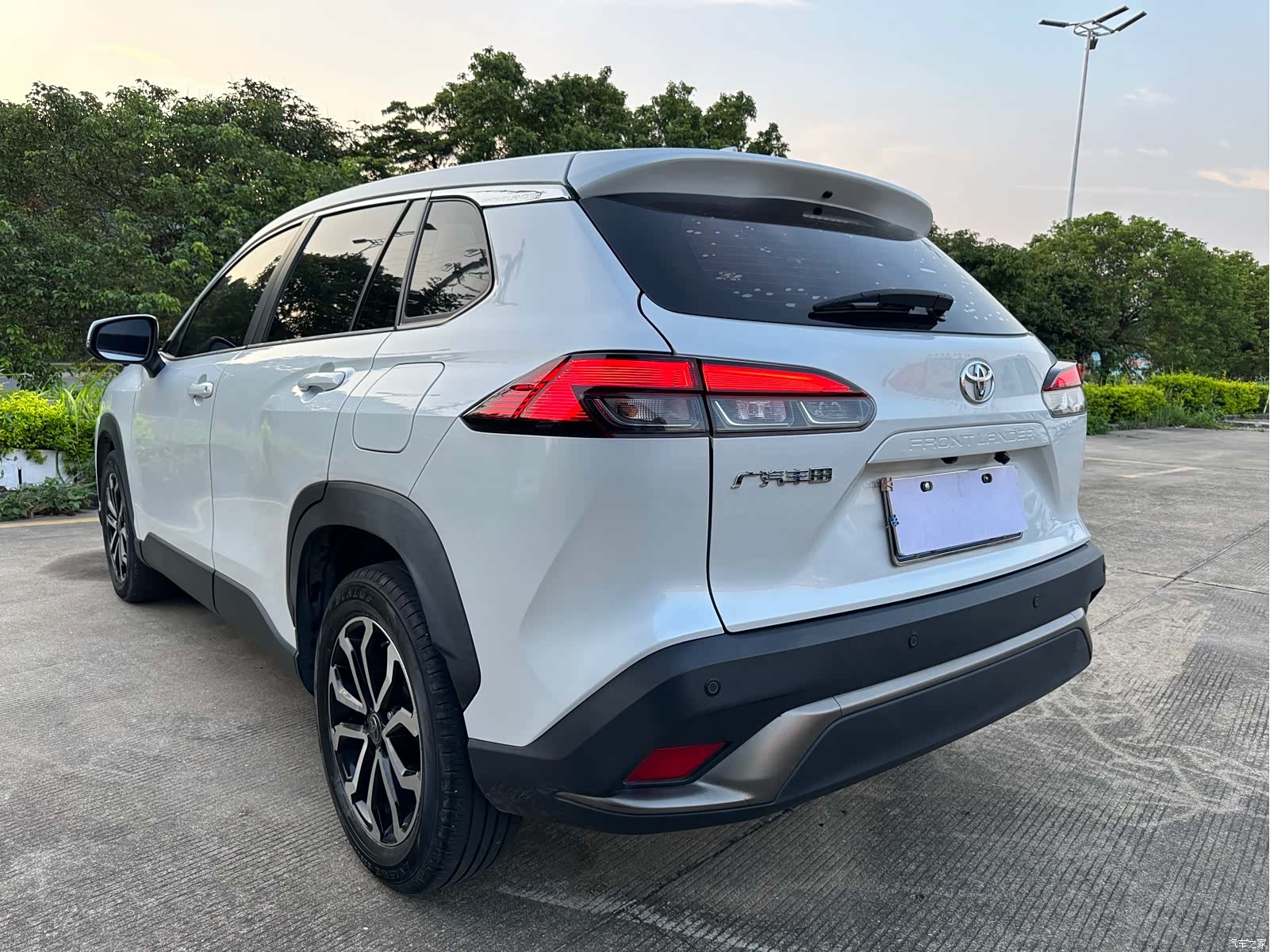 Toyota Frontlander, 2022 18