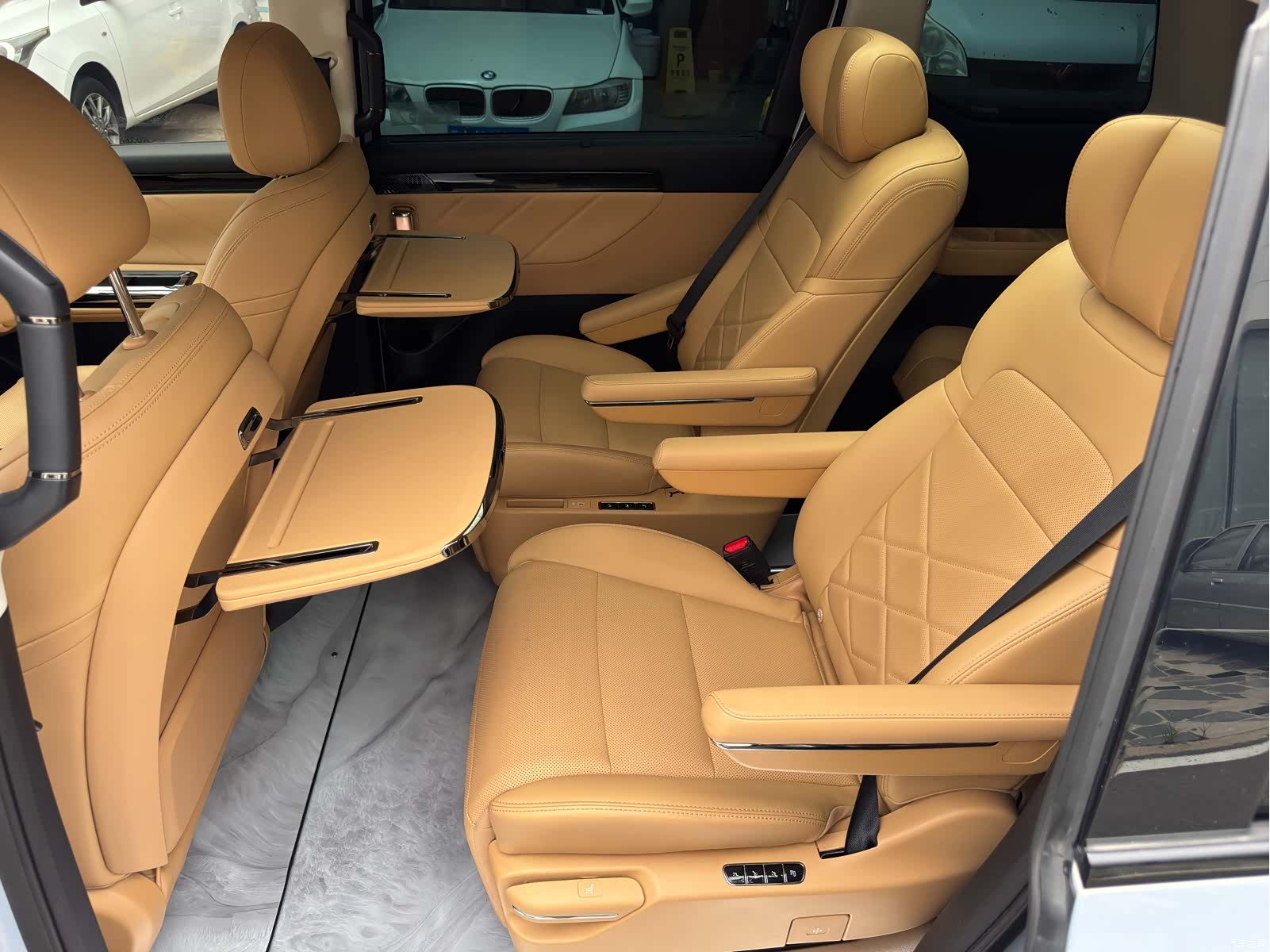 Trumpchi E8, 2024 9