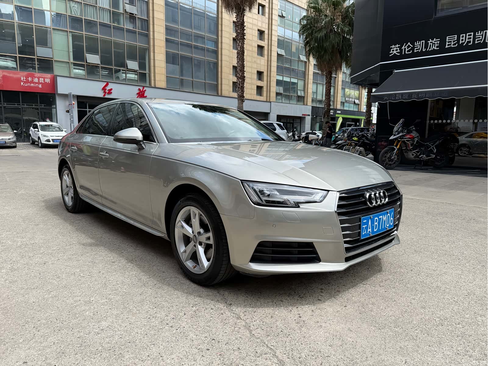 Audi A4L, 2016 7