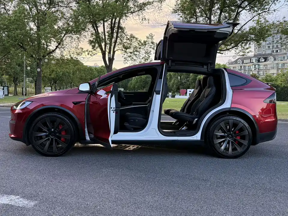 Tesla Model X