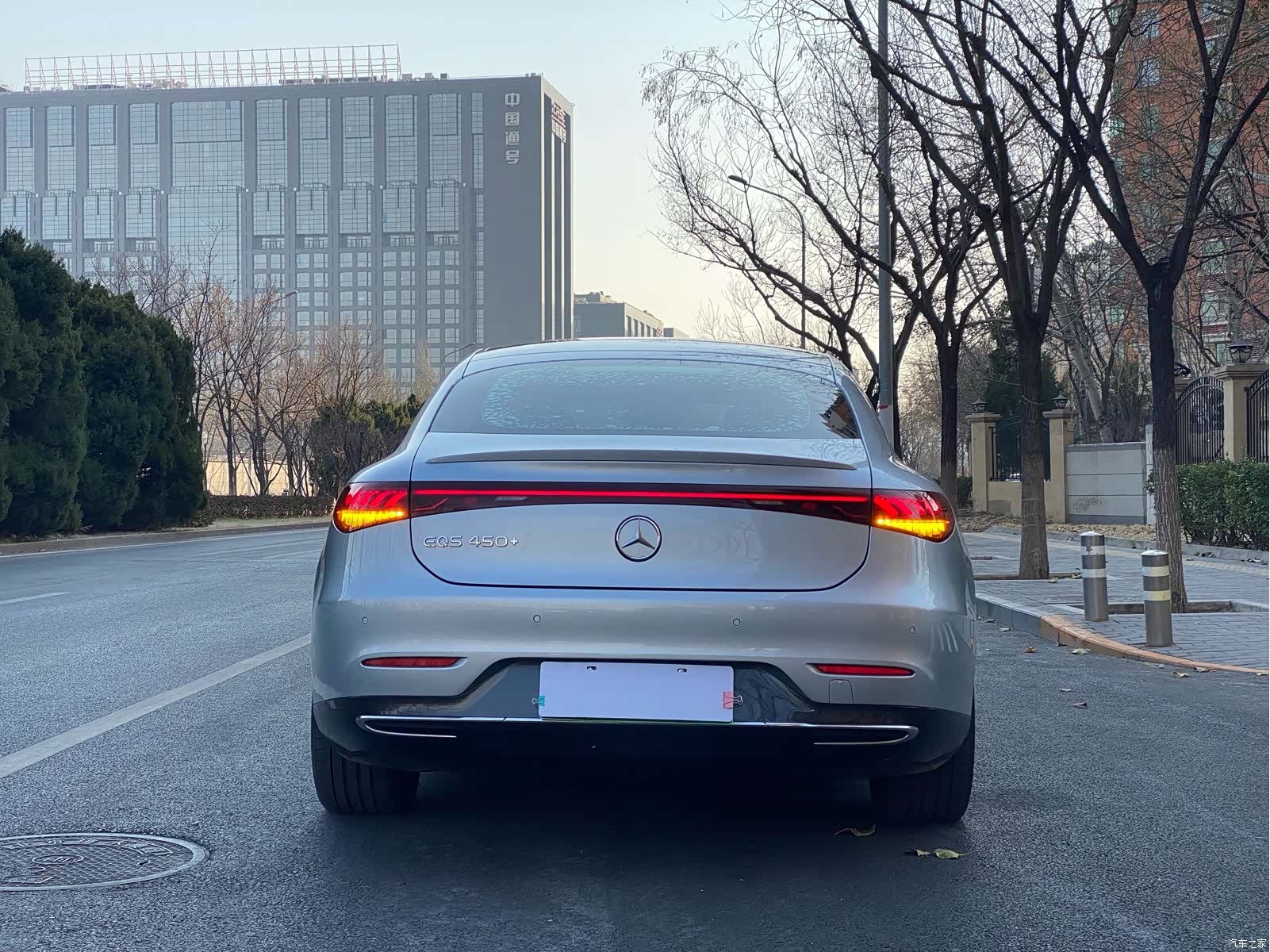 Mercedes-Benz EQS, 2024 17
