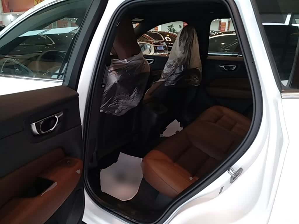 Volvo XC60, 2026 17