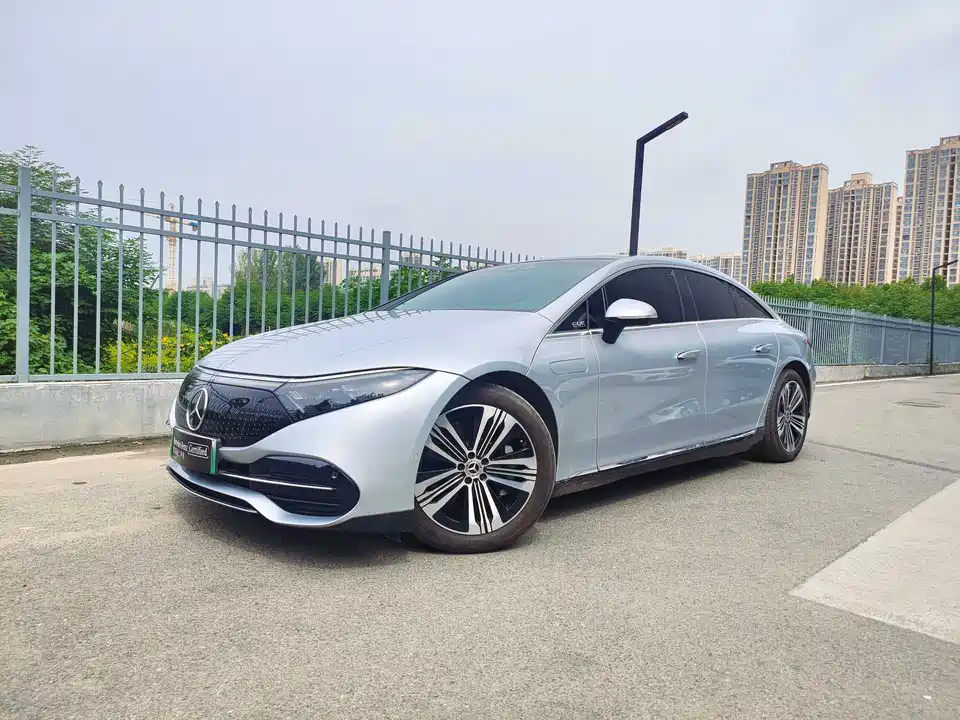 Mercedes-Benz EQS