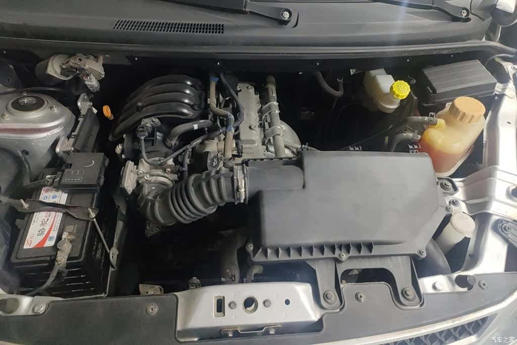 Wuling V, 2019 10