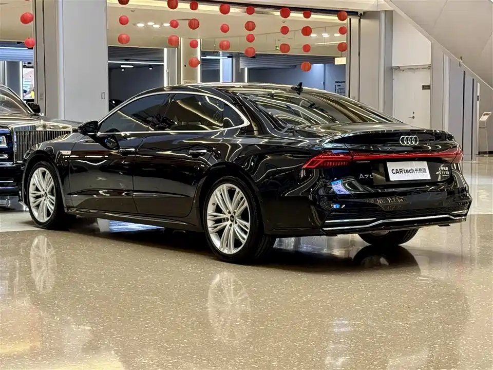 Audi A7L