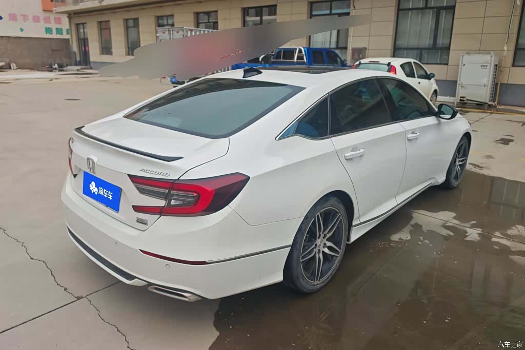Honda Accord, 2022 3