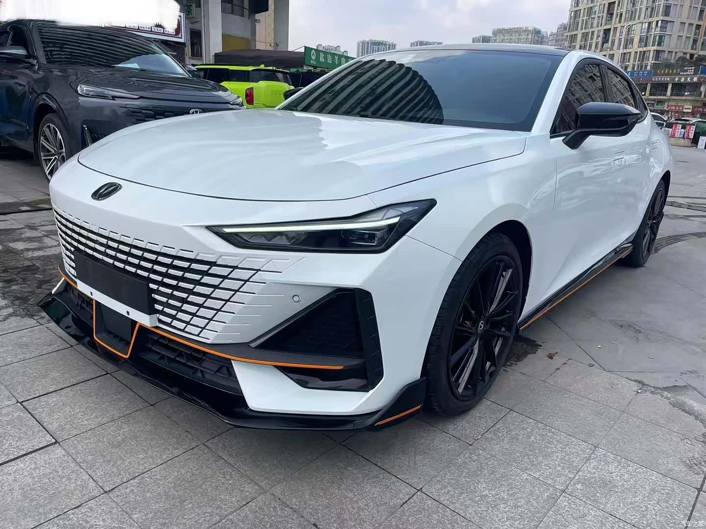 Changan UNI-V