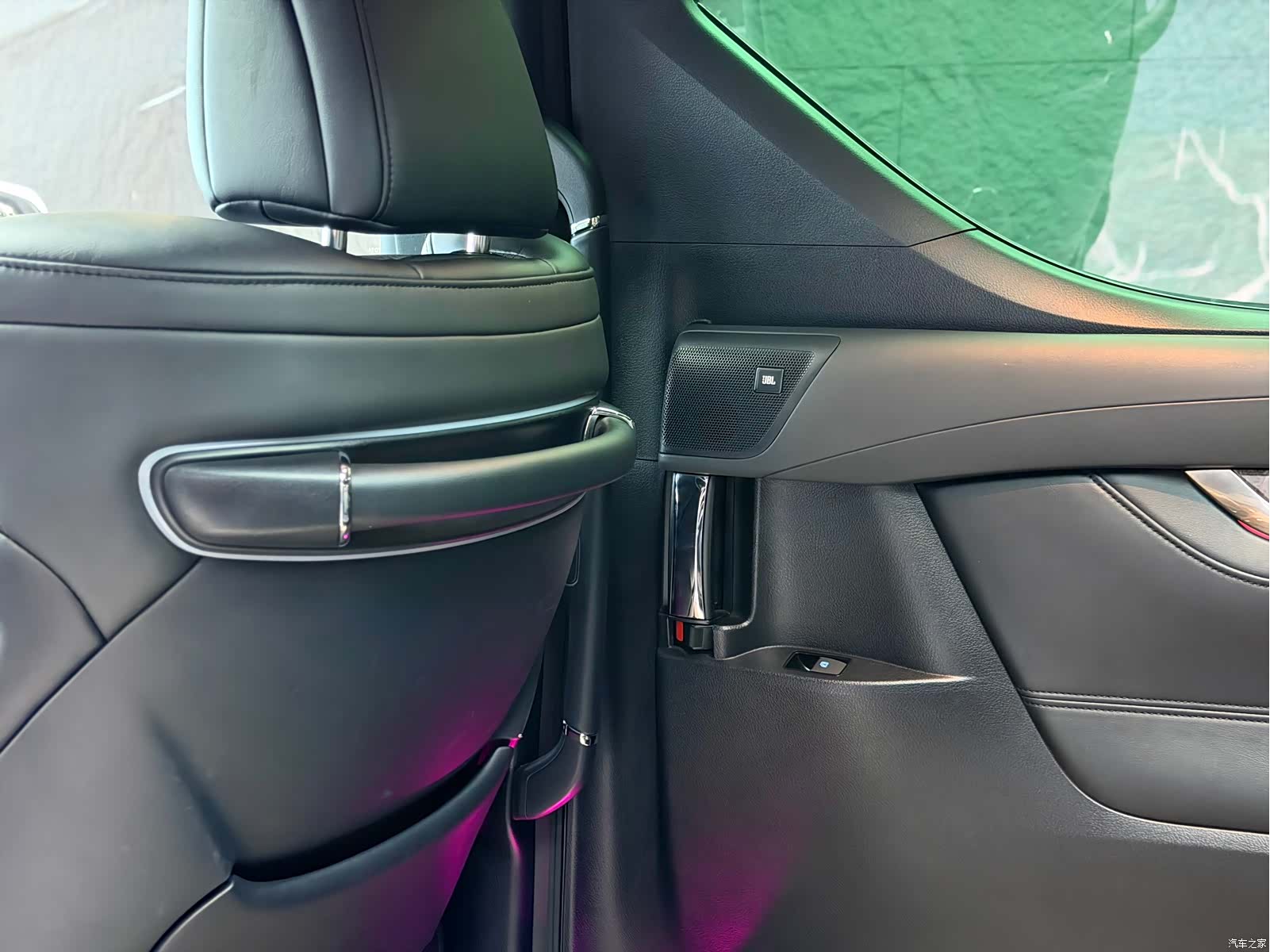 Toyota Vellfire, 2020 7