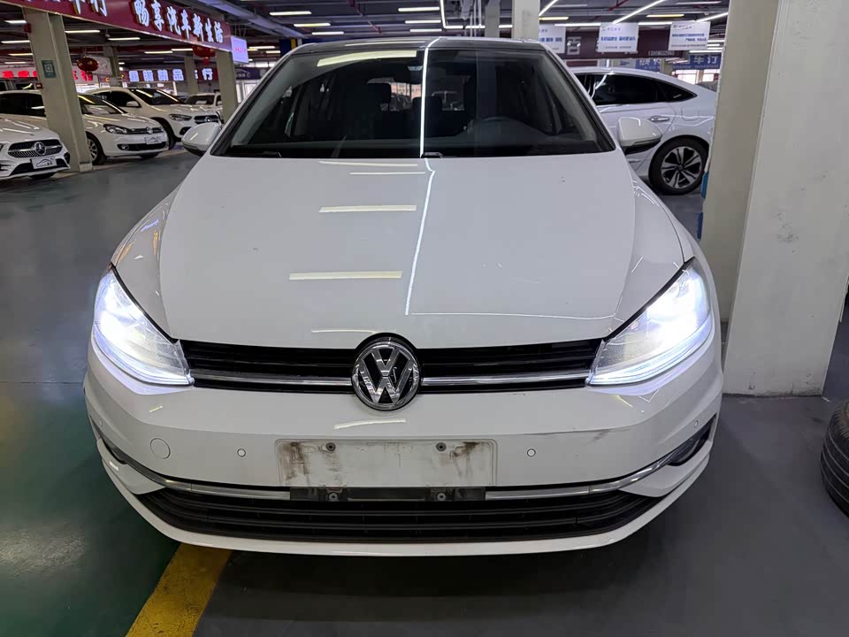 Volkswagen golf