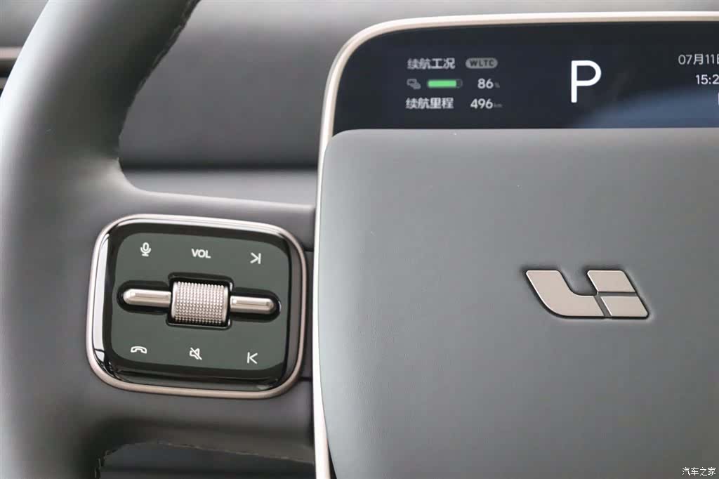 Li Auto MEGA, 2025 18