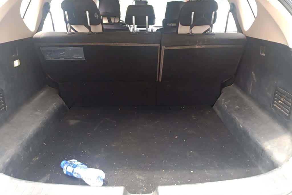 Wuling 560, 2016 4