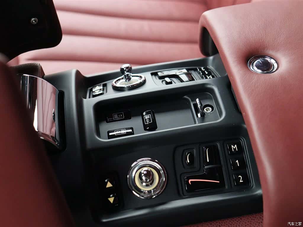 Rolls-Royce Phantom, 2013 8