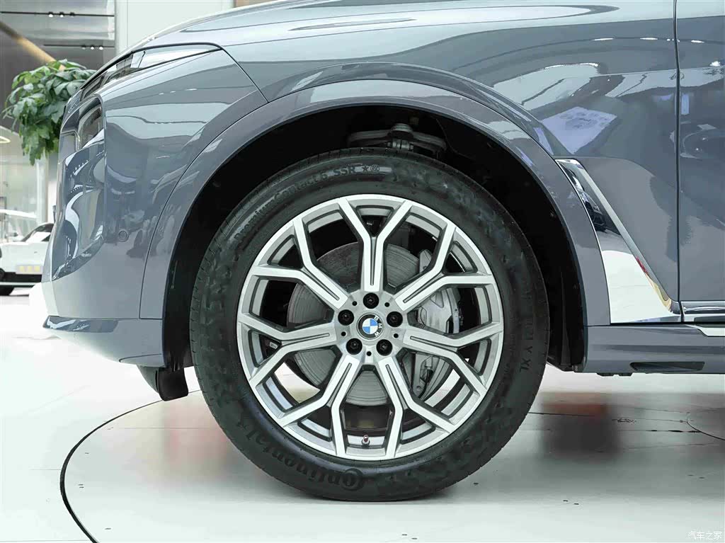 BMW X7, 2023 21