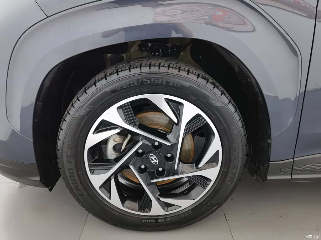 Hyundai Custo, 2022 17