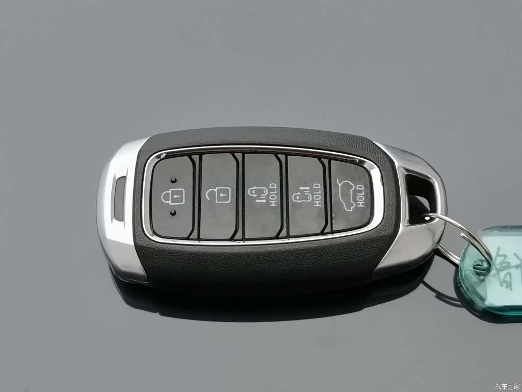 Hyundai Custo, 2022 19