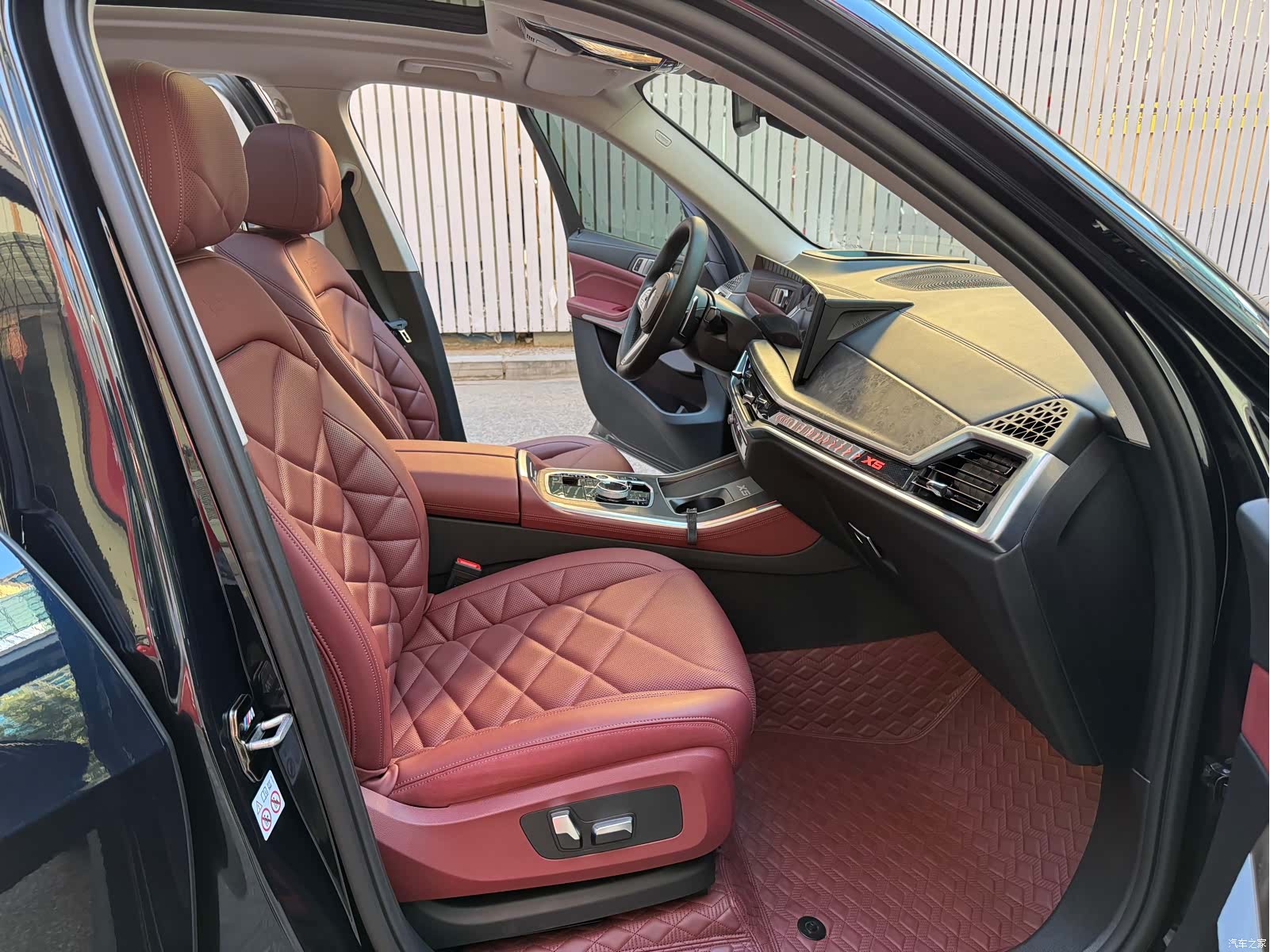 BMW X5, 2024 10