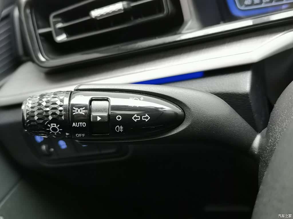 Hyundai Custo, 2022 21