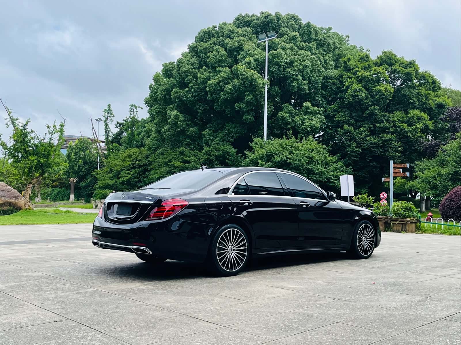 Mercedes-Benz S-Class, 2019 9