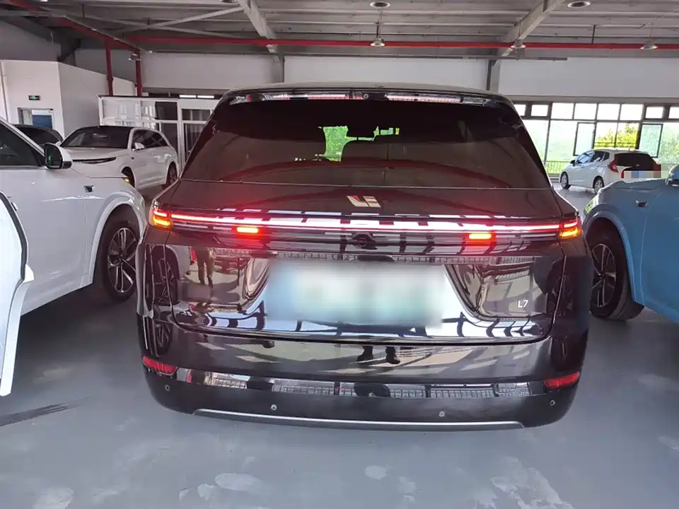 Li Auto Ideal L7