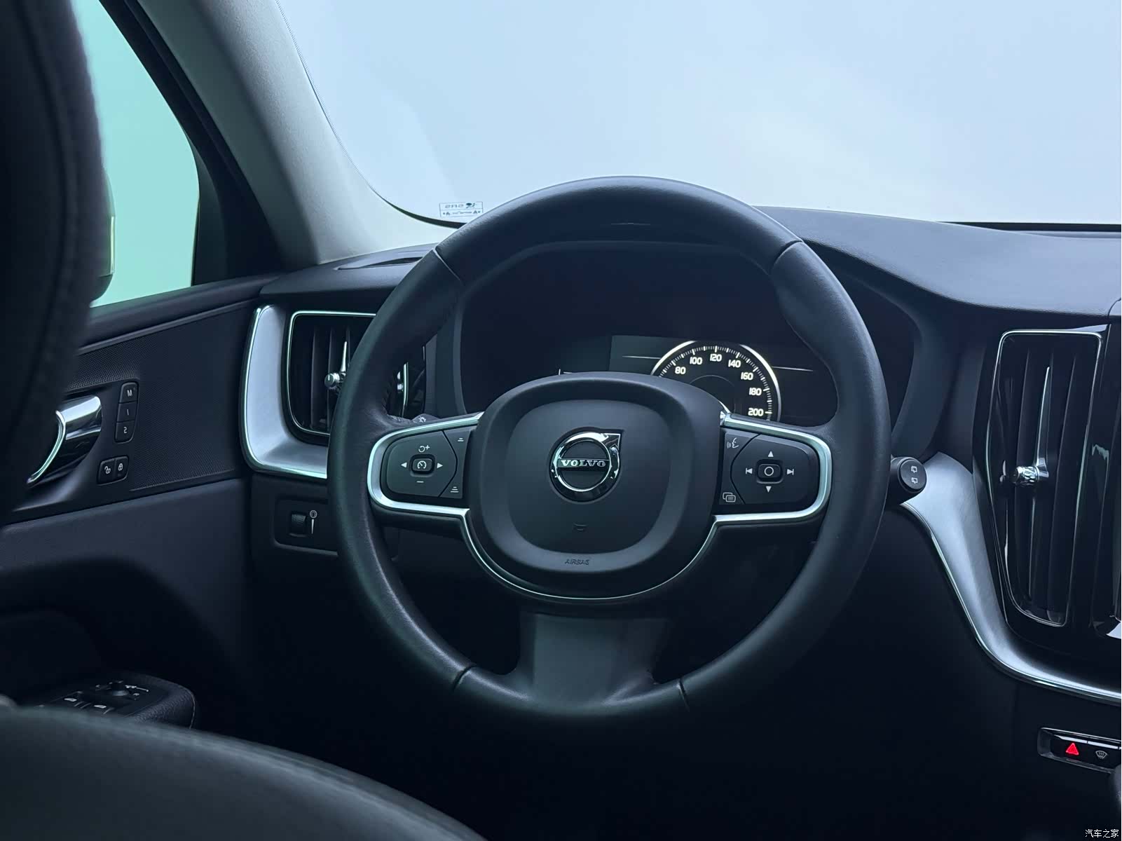 Volvo XC60, 2018 14
