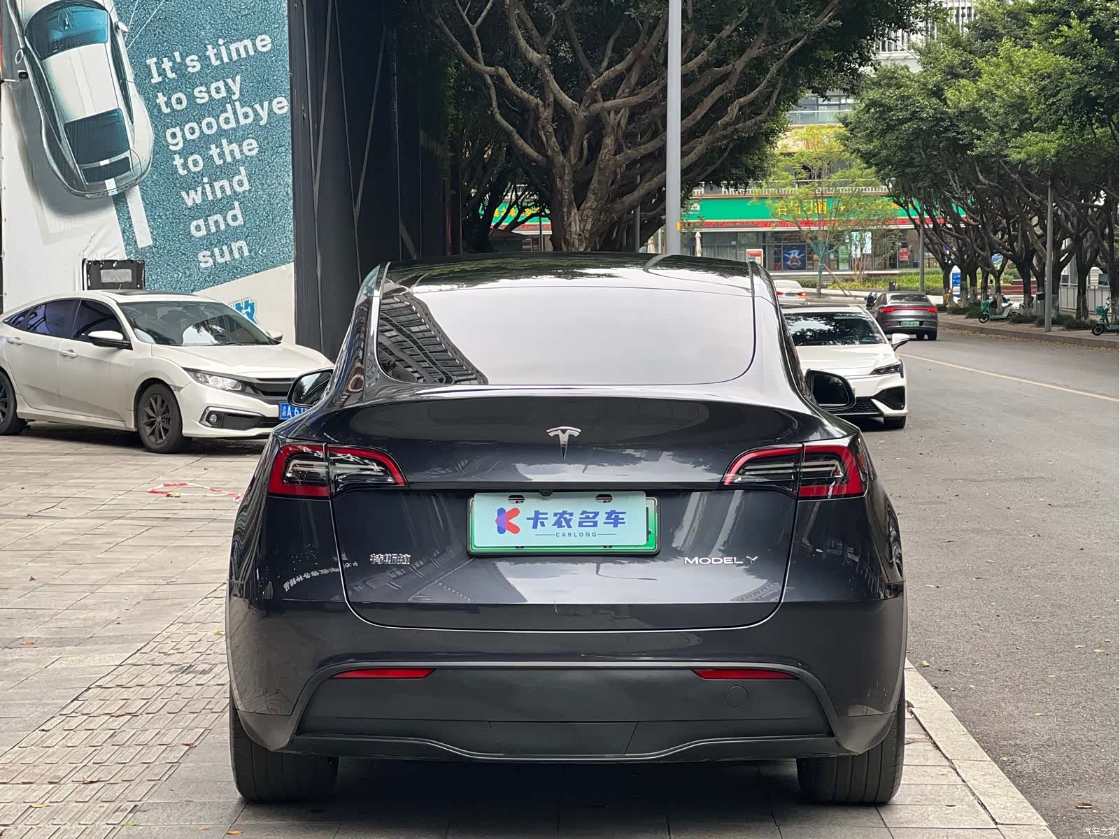 Tesla Model Y, 2024 4