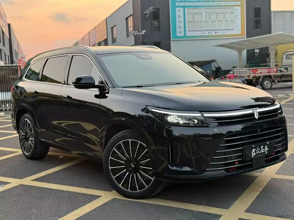 AITO Ask the world M7