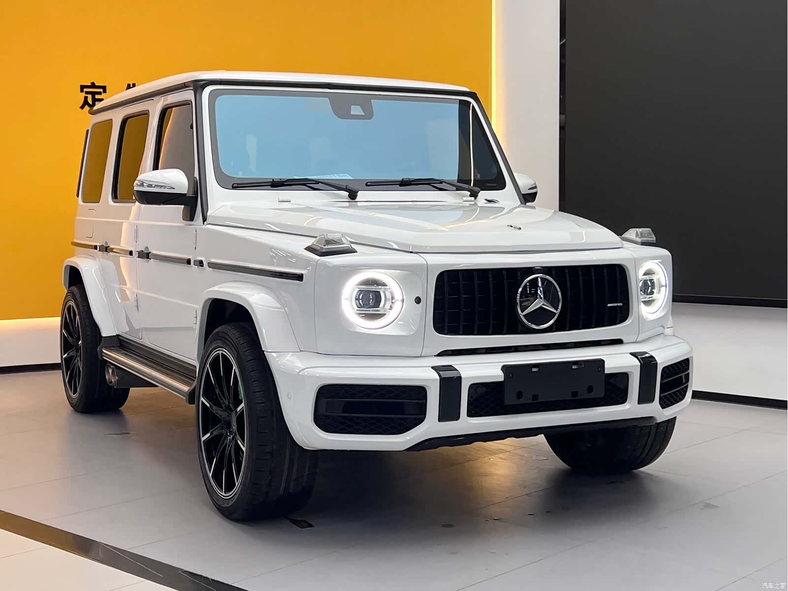 Mercedes-Benz G-Class, 2019 3