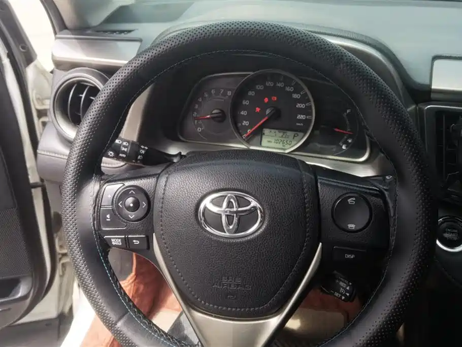 Toyota RAV4 Rongfang